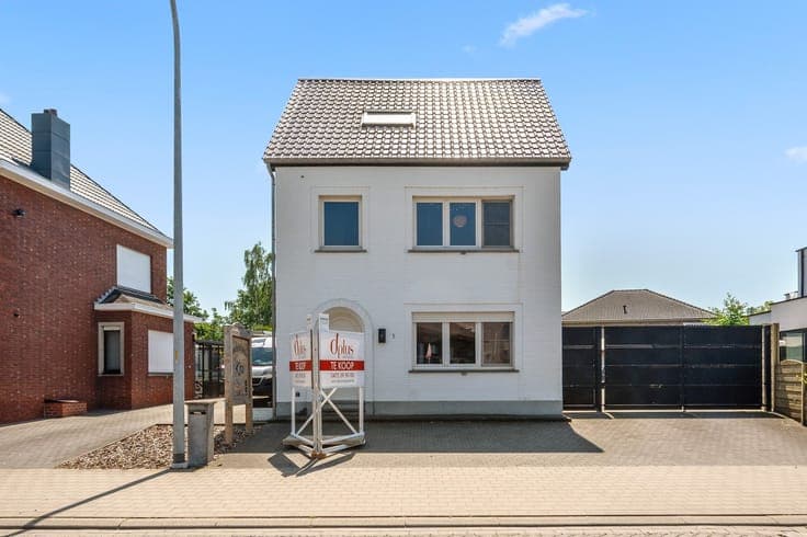 Charmante woning met 3 slpkm , praktijkruimte en ruime t...