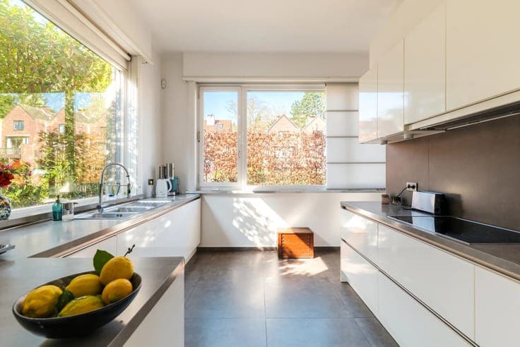Observatory – Magnificent villa with south-facing garden