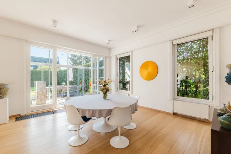 Observatory – Magnificent villa with south-facing garden
