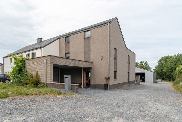 House in Léglise Ebly