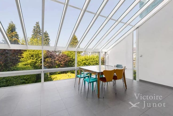 Observatory, superb 4-bed house + study, garden and garage