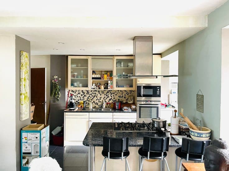 Cozy home with garden and 3 bedrooms, garden and garage