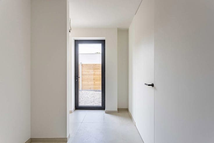 Znergy-efficient new-build home with high-quality finishes!