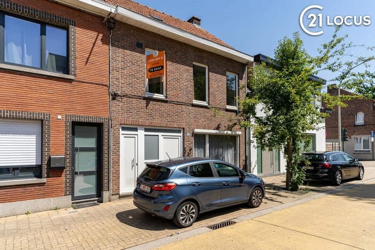 Family home with 3 bedrooms and garden in Beveren !