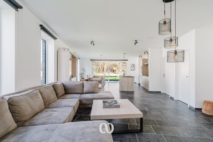 Spacious new-build house with 4 to 7 bedrooms.