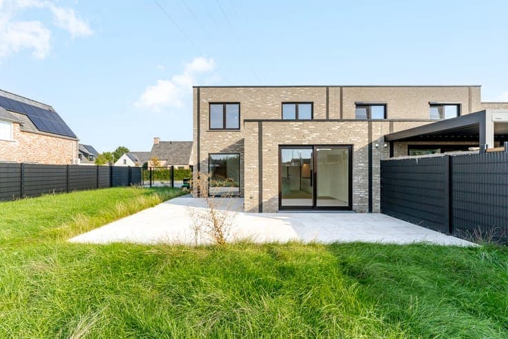 Move-in ready new-build home in Izegem