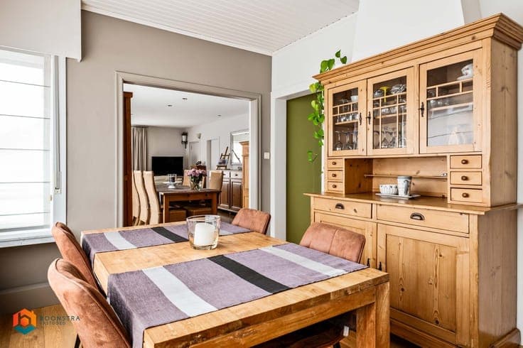 Zeer verzorgde laagbouwwoning met 2 slpkrs en leuke tuin