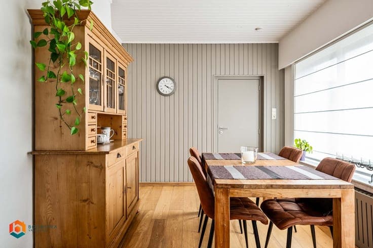 Zeer verzorgde laagbouwwoning met 2 slpkrs en leuke tuin