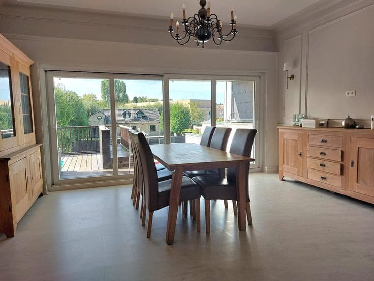 KARAKTERVOLLE HERENWONING IN CENTRUM GRIMBERGEN