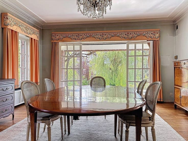 Uccle - Large and bright prestigious villa.