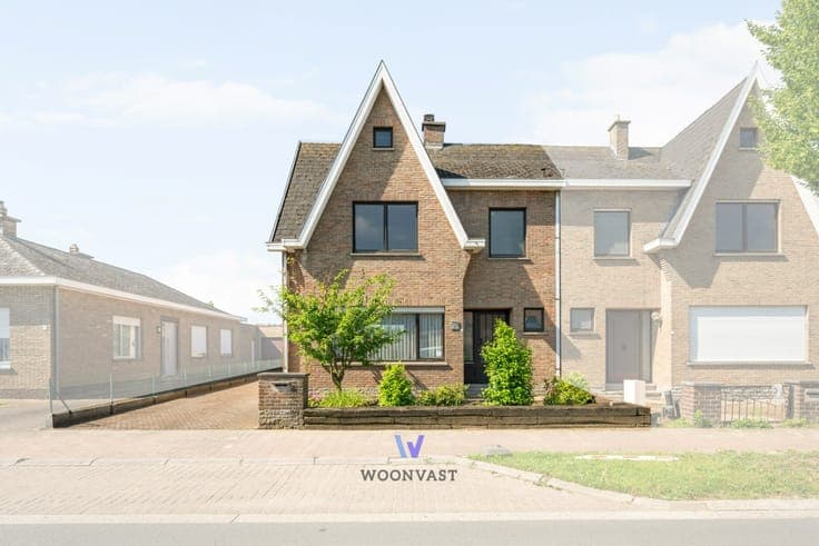 House in Zele