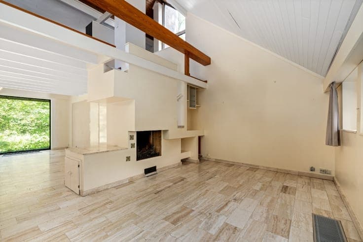 Villa with studio and large garden in Steenokkerzeel