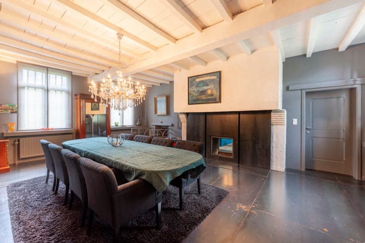 RIJMENAM – Exceptionally renovated 18th-century farmhouse