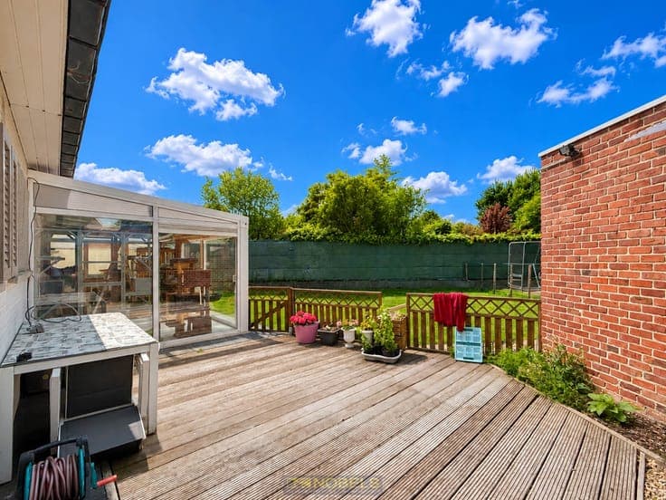 Te koop, te moderniseren woning met molen te Huise (Kruisem)