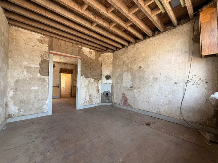Idéal invest. : maison à rénover avec jardin à Stavelot