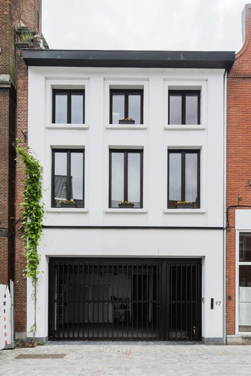 Unique city home with garage, garden and terrace