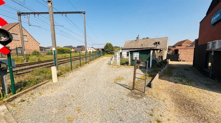 RENOVATION PROPERTY IN SCHENDELBEKE