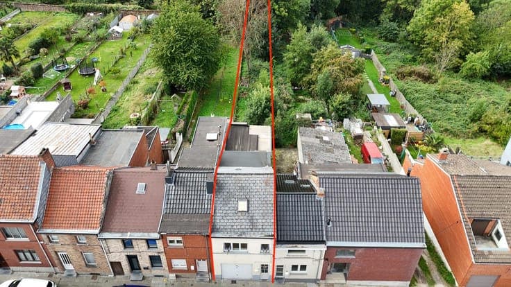 3-bedroom house with garage, terraces and garden