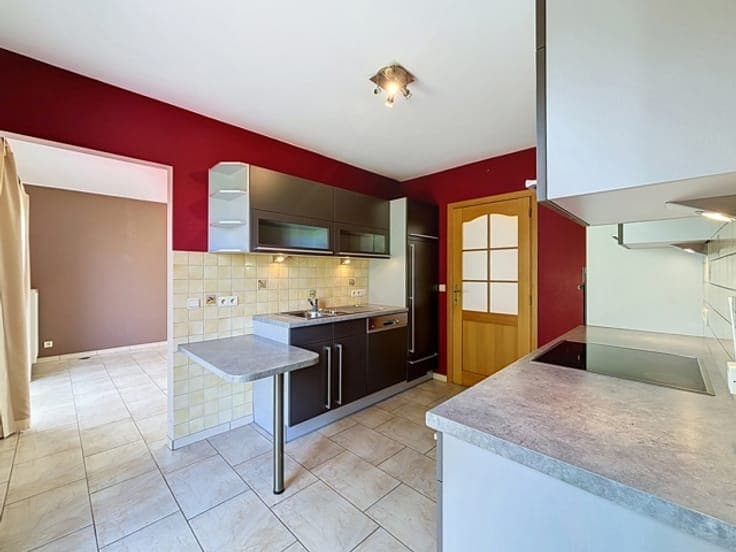 Detached house with garden in a sought-after residential are
