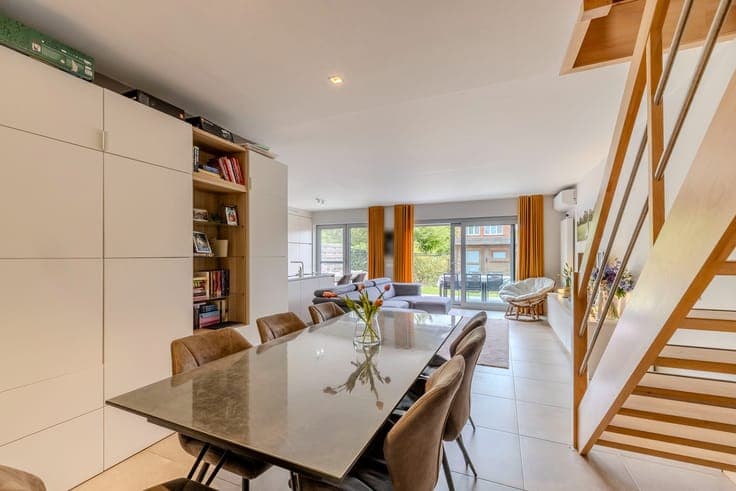 Prachtige woning op een rustige locatie en vlabij het cen...