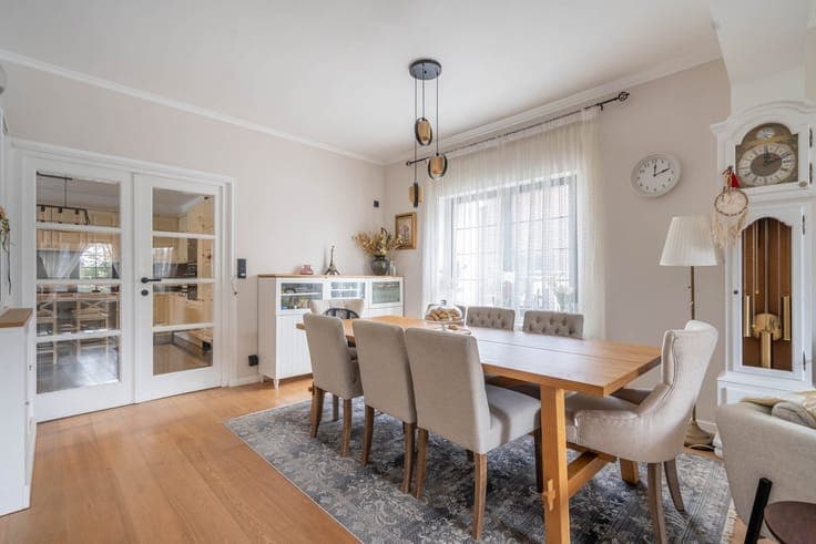 Fully renovated home with 3 living units