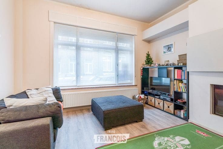 Beautiful townhouse for sale, just 100 m from the Market Sq…