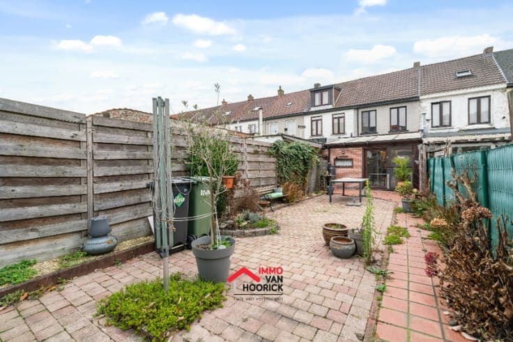 Ruime woning met 3 slaapkamers en tuin!
