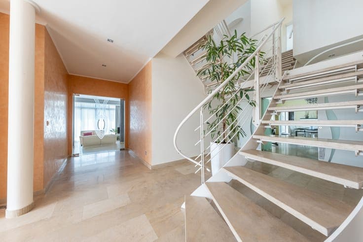 Elegance, space and light define this contemporary villa