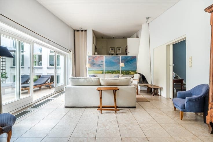 Superb modernist villa by architect Léon de Keyser