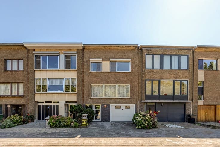 WONING