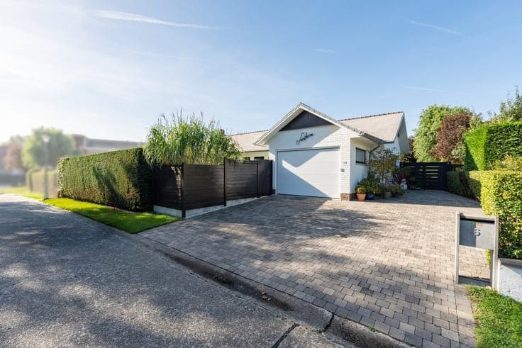 Bungalow