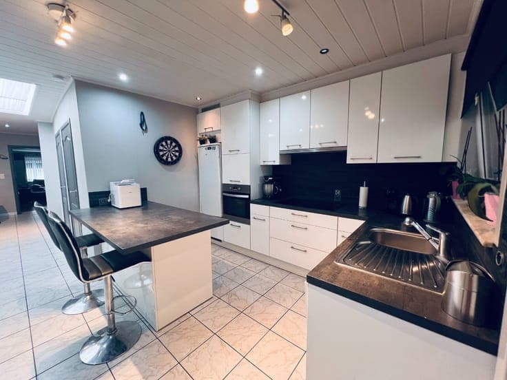Charming move-in ready family home in Landen
