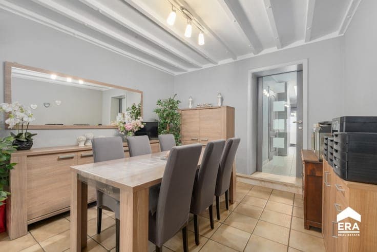 Charming move-in ready family home in Landen
