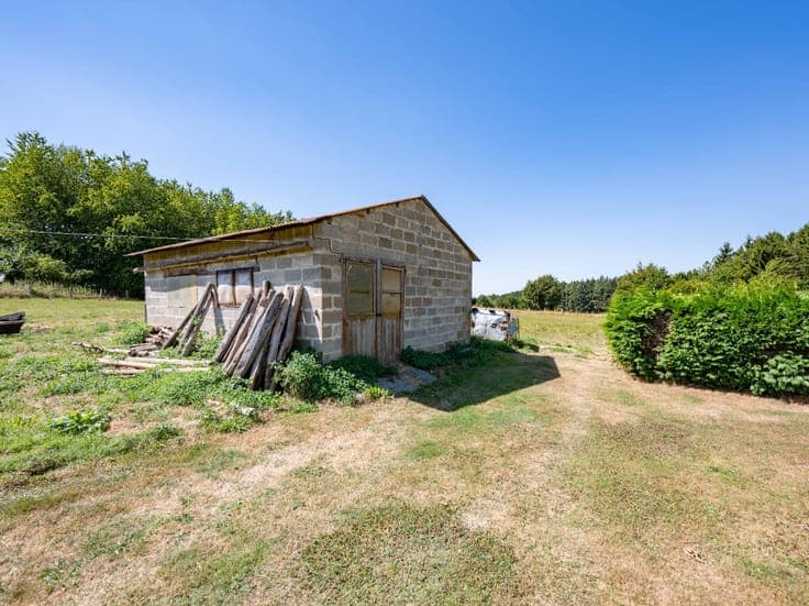3-Bedroom House with Garage – Gouvy