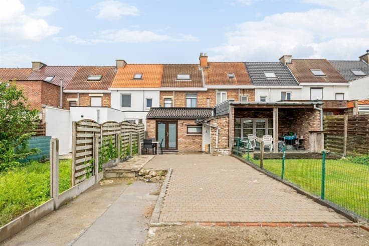 TOPPER! Rustig gelegen gerenoveerde woning met 3 slpk&tuin