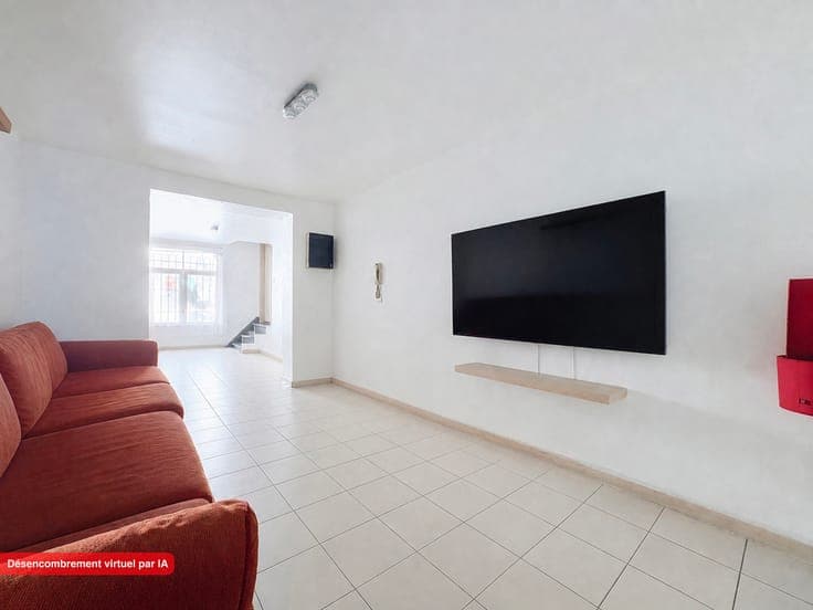 SCHAERBEEK: building comprising 3 apartments