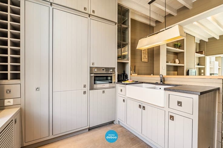 Karaktervolle woning met zuidgerichte stadstuin & wellness
