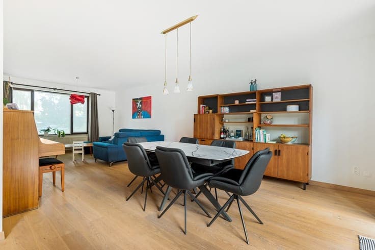 Energiezuinige halfopen woning met 4 slaapkamers en zuidg...