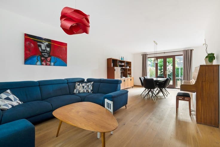 Energiezuinige halfopen woning met 4 slaapkamers en zuidg...