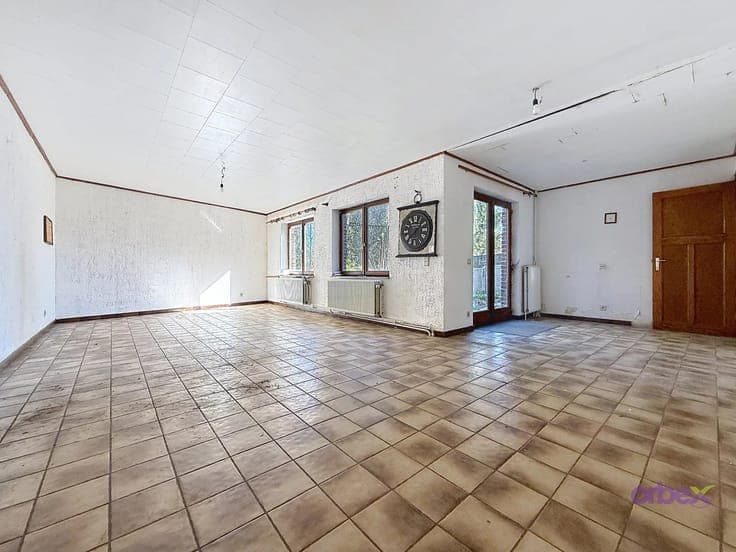 Sale - Building Saint-Remy - 300,000 €