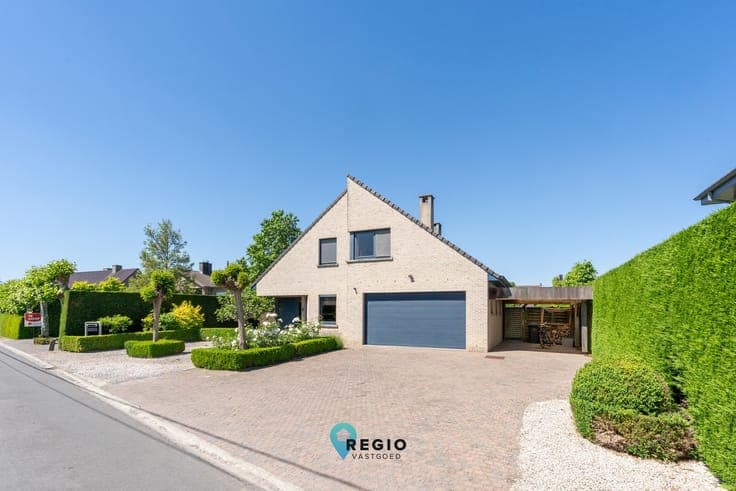 Tijdloze villa met zwembad en poolhouse op toplocatie nab...