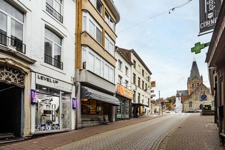 Commercial property with rental potential in prime location