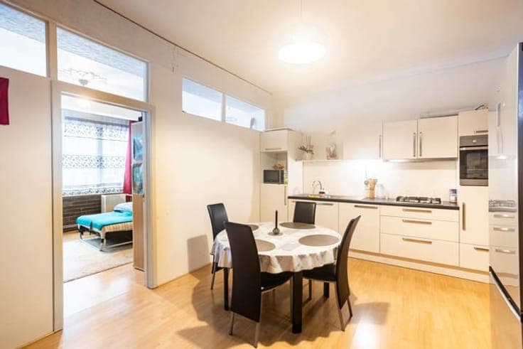 Commercial property with rental potential in prime location