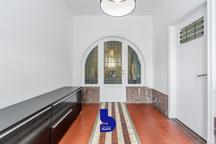 Prachtige ruime herenwoning met open zicht op het Heilig ...