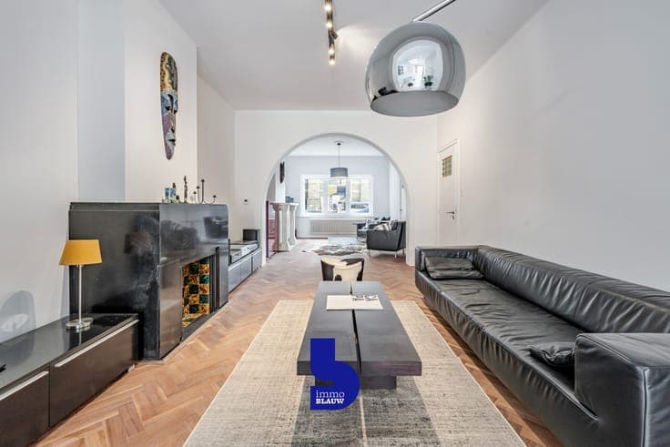 Prachtige ruime herenwoning met open zicht op het Heilig ...