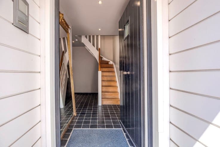 Verzorgde bel-étagewoning te Duinbergen