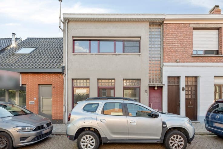 2 bedroom house for sale in the center of Kapellen!