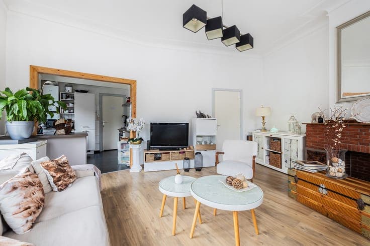 Schaerbeek – Corner building Place Dailly, 388 m², 4.8%