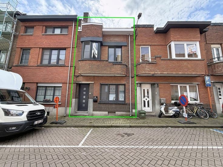 Leuke starterswoning/investeringspand, 2 slpks + zolder