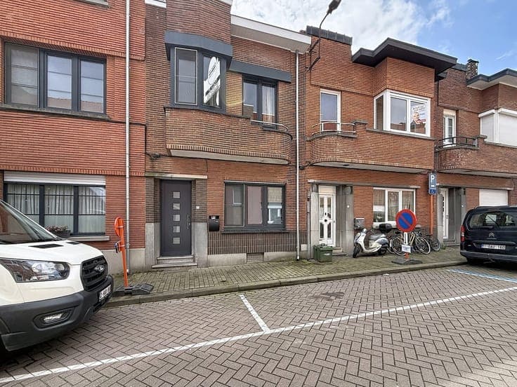 Leuke starterswoning/investeringspand, 2 slpks + zolder